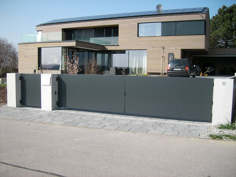 RUKU-Hoftor_Aluminiumverkleidung_A230