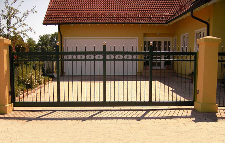 RUKU-Hoftor_Stahlfuellung_A114