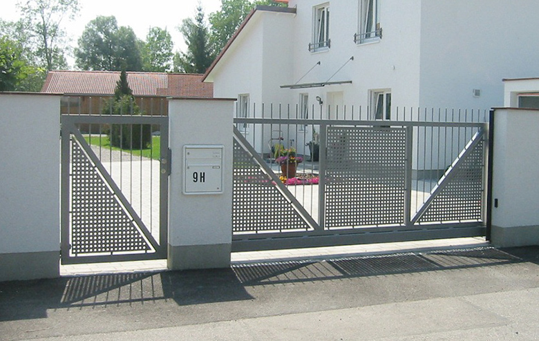 RUKU-Hoftor_Stahlfuellung_A122
