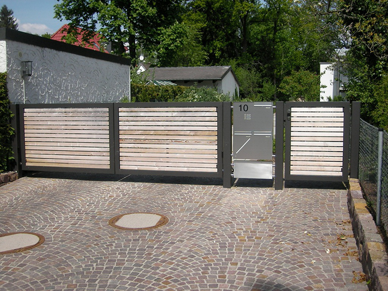 RUKU-Hoftor_Holzverkleidung_A302