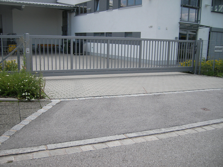 RUKU-Hoftor_Industrieanlage_A503