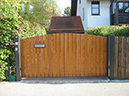 RUKU-Hoftor_Holzverkleidung_A320
